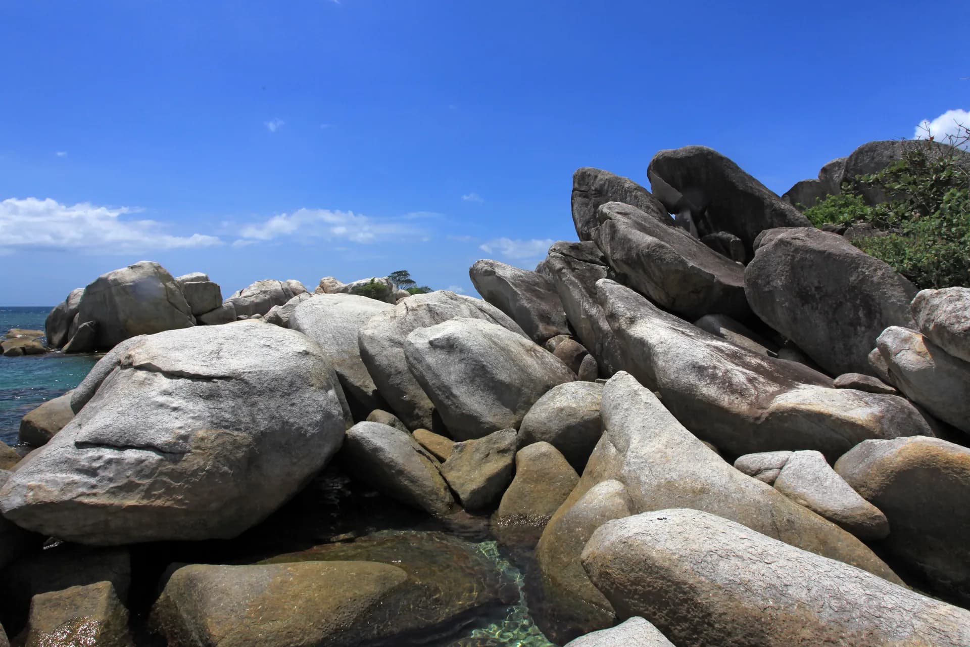 Pulau Kelayang & Telaga Bidadari