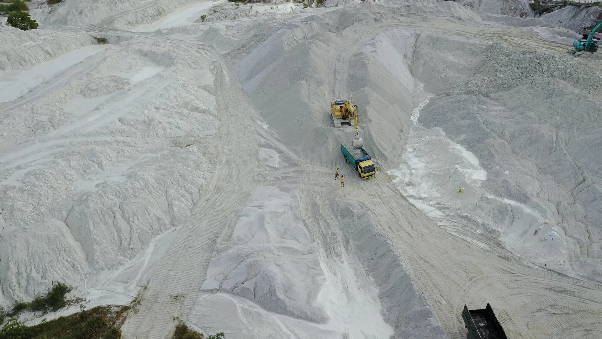 Danau Kaolin (Kawah Biru) foto 3