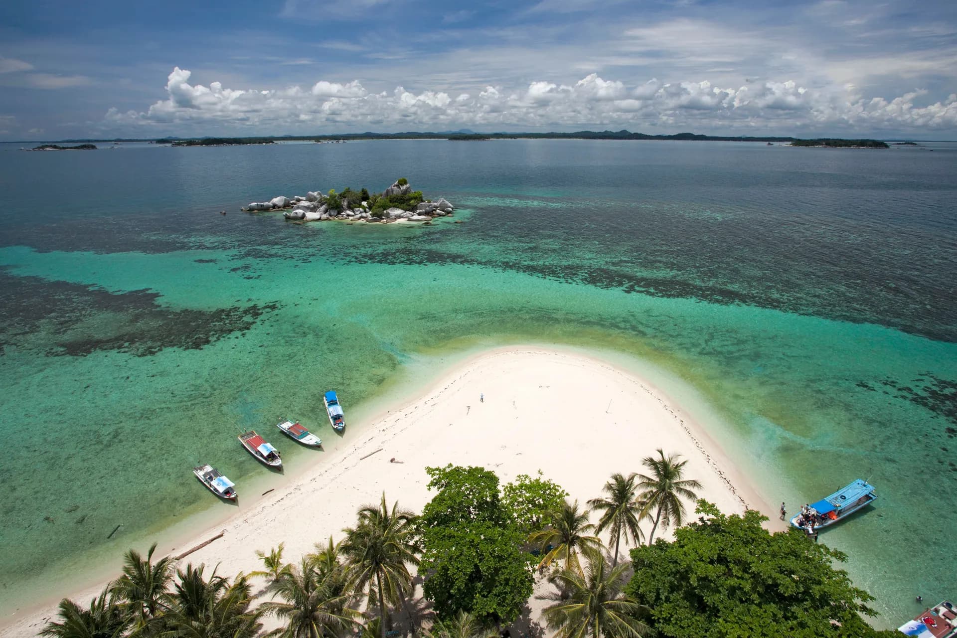 Mercusuar Pulau Lengkuas foto 2