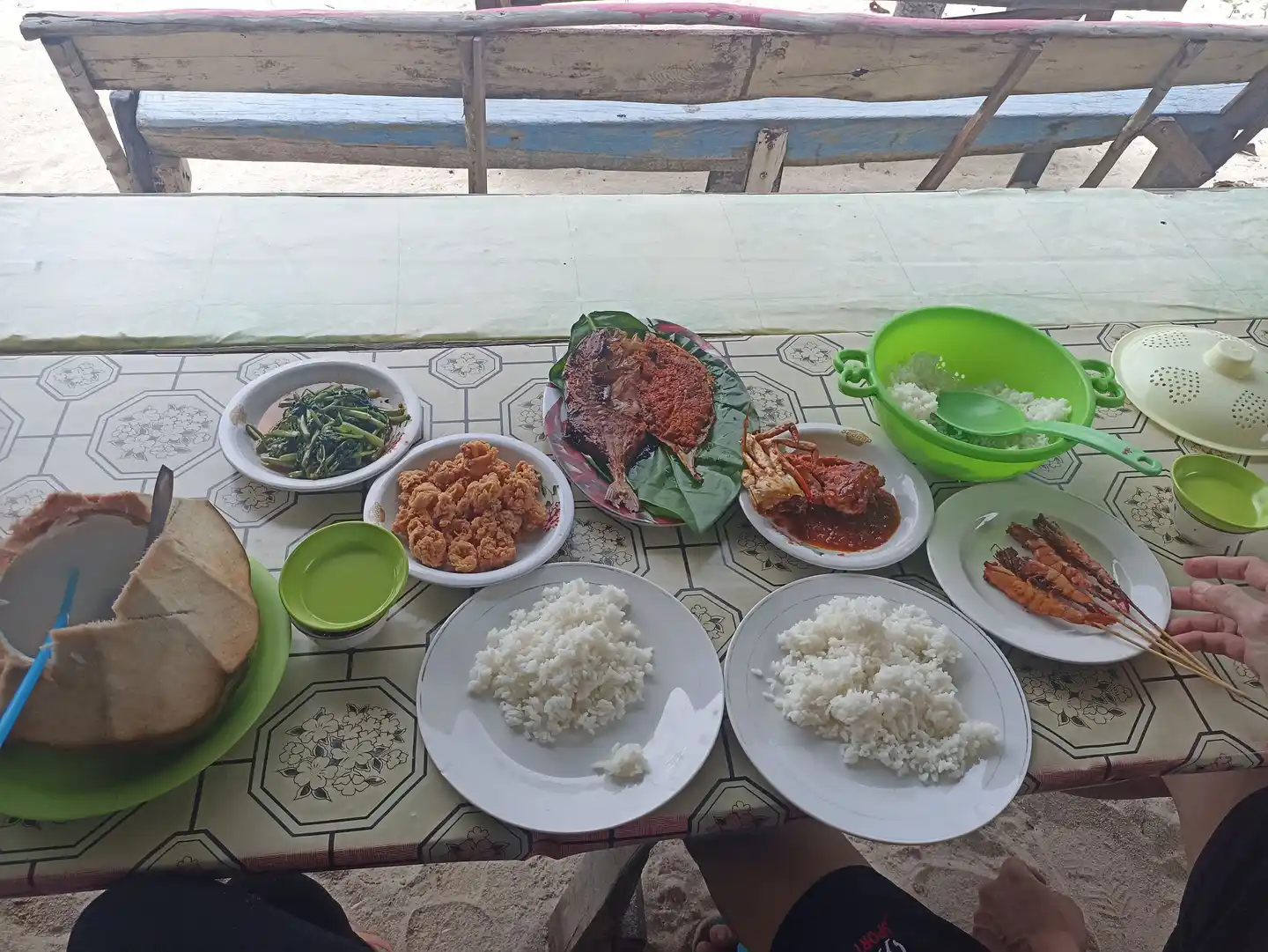 Semangkuk sup ikan gangan kuah kuning khas Belitung